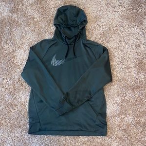 Nike men’s sweatshirt